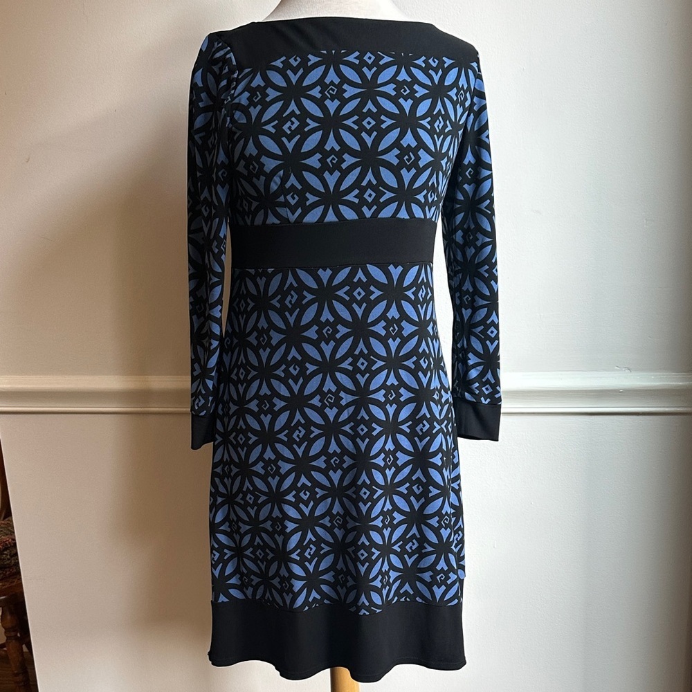 Eliza J Blue Black Chain Medallion Print Inset Waist Stretch Knit Dress Size 8P